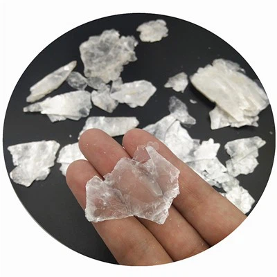 Fulgi de mica sintetici